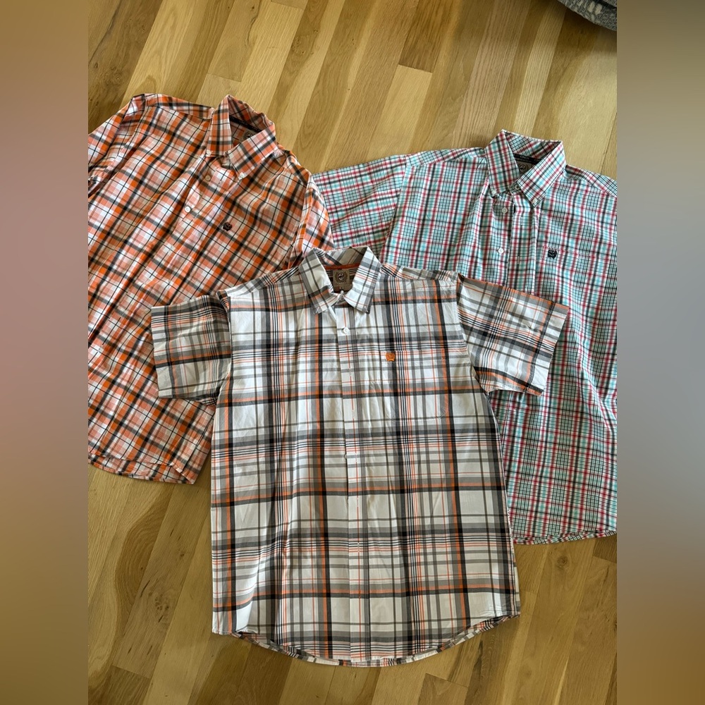 Bundle of 3 Cinch 👕